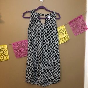 Old Navy | Black Palm Leaf Dress